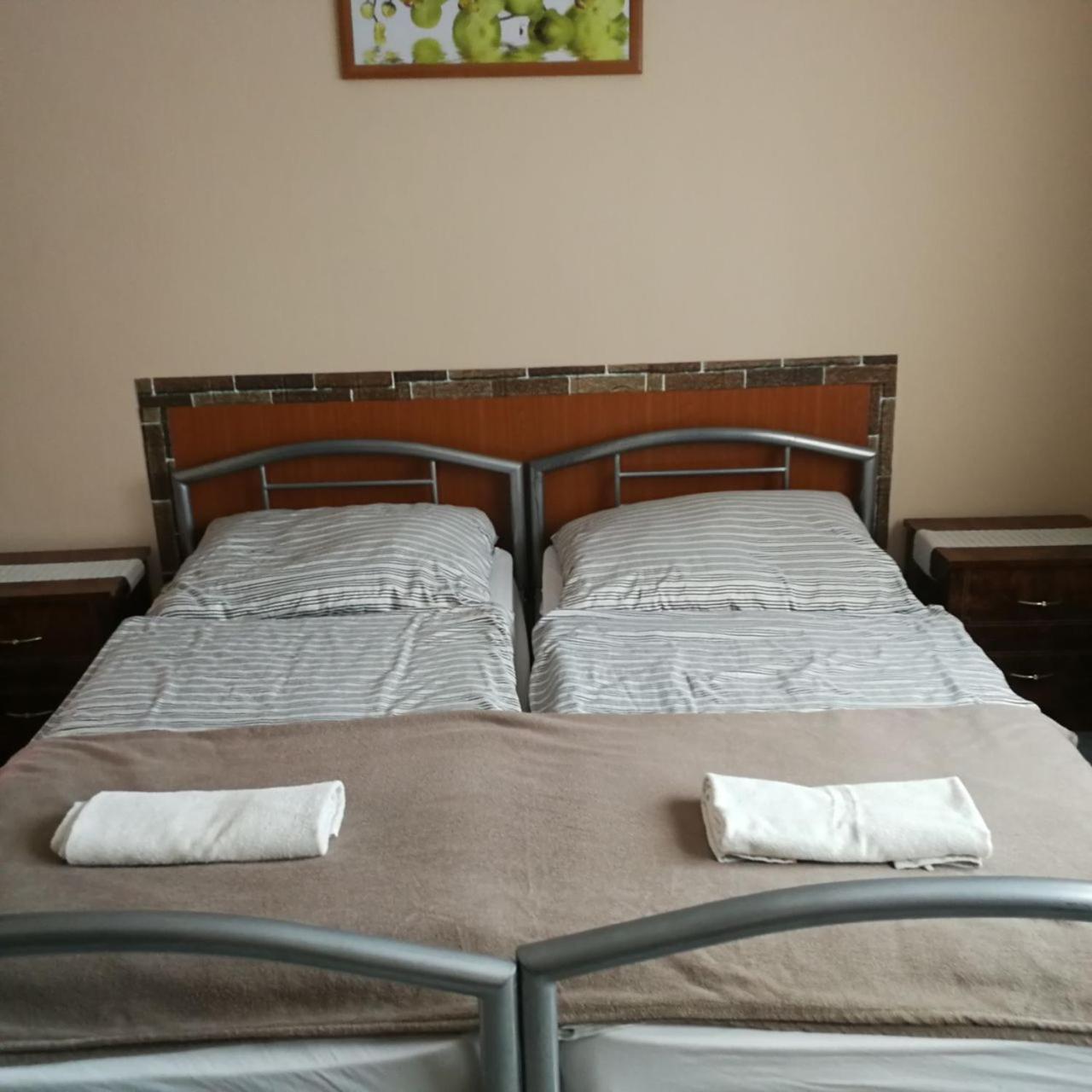 Hajnal Apartman Hajdúszoboszló Εξωτερικό φωτογραφία
